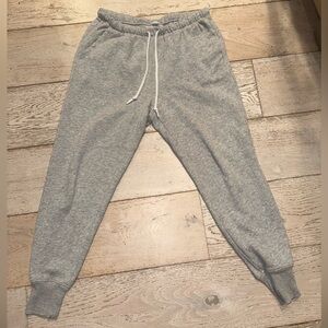 Excellent condition Aerie Ultra-Soft Cotton Jogger Sweatpants Gray Women’s XS